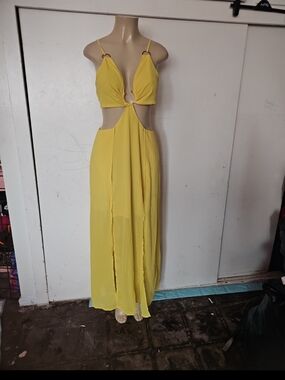 SHEIN Yellow Cutout Maxi Dress with Front Twist